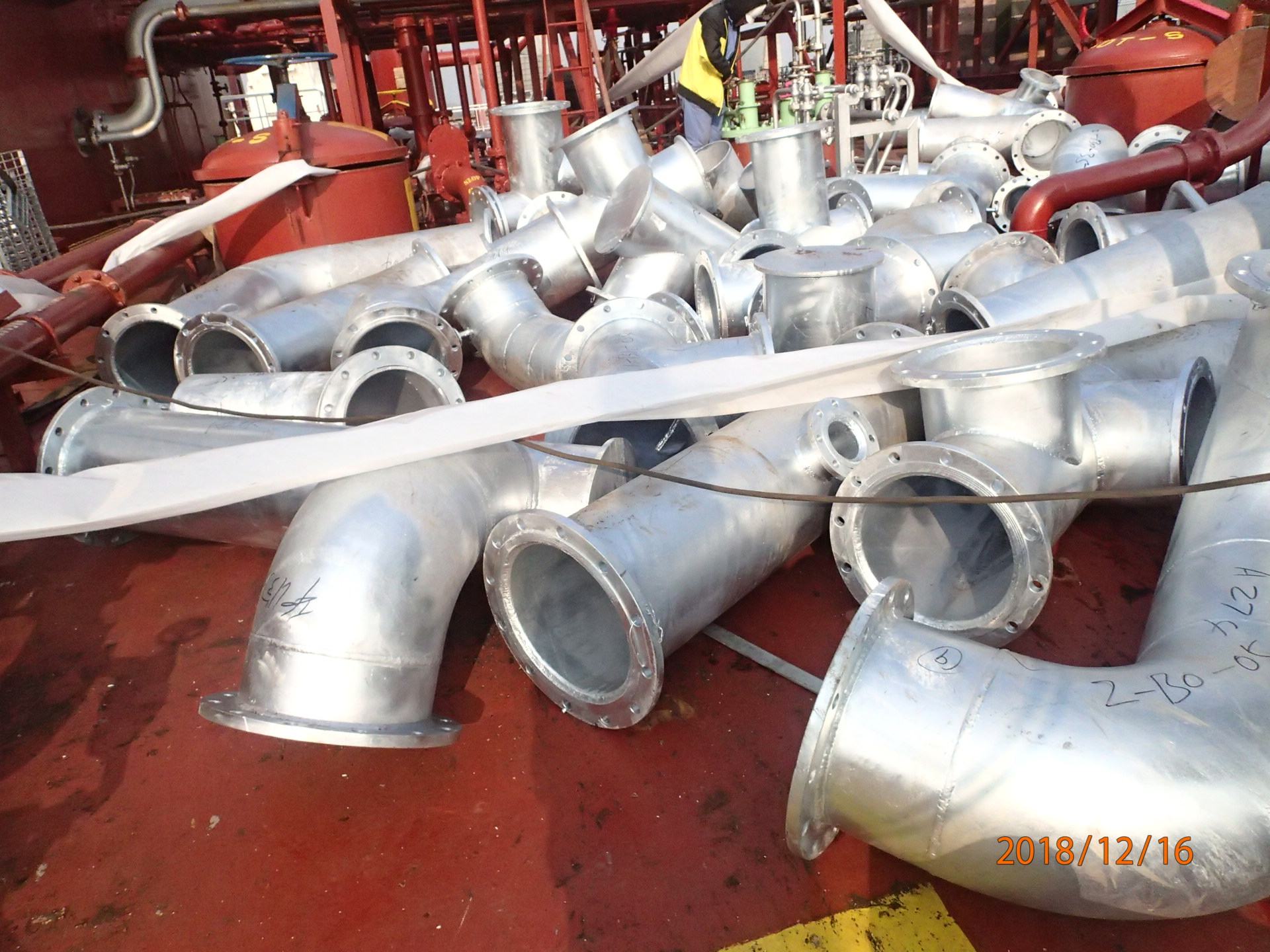 Hot-dip galvanizing of pipe spools